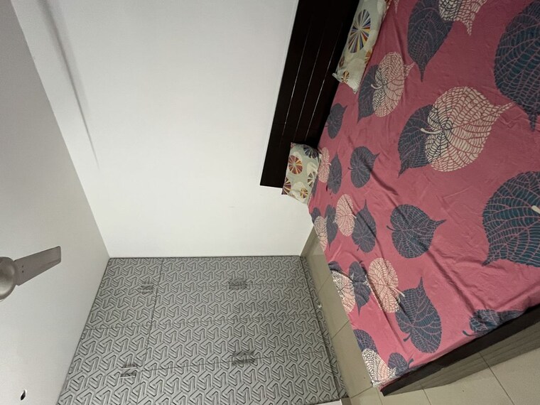 Bedroom, signature-global-proxima-phase-2 2 Bedroom 850 Sq.Ft. Apartment In Sector 89 Gurgaon 10256674