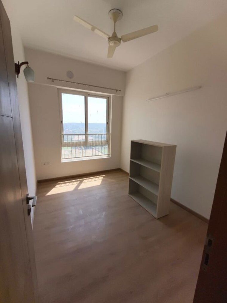 Room, godrej-nature-plus 2.5 Bedroom 1557 Sq.Ft. Apartment In Sohna Sector 33 Gurgaon 10256724