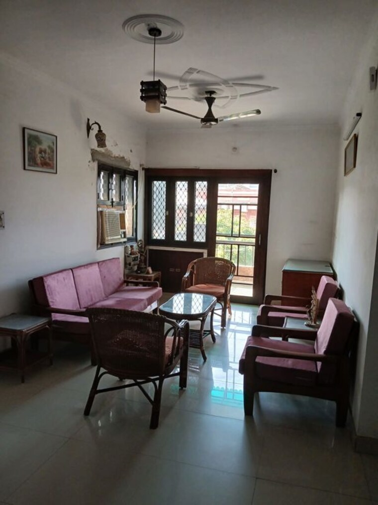 Living Room, indraprastha 3 Bedroom 1800 Sq.Ft. Apartment In Indraprastha Delhi 10256700