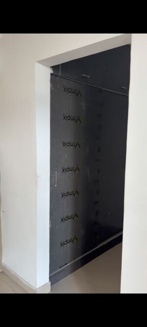 Furnished Amenities in 4 BHK Apartment at Pareena Express Heights, Sector 99 – for Rent