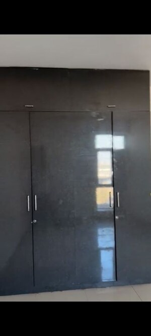 Furnished Amenities in 4 BHK Apartment at Pareena Express Heights, Sector 99 – for Rent