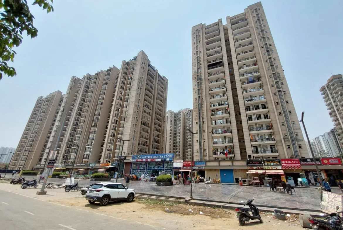 2 BHK + Store Room 990 Sq.Ft. Apartment in Aims Greens Avenue