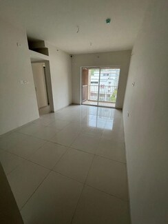 2 BHK Apartment For Rent in Godrej Green Vistas