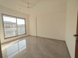 Room in 3 BHK Apartment at Hubtown Seasons, Chembur – for Rent