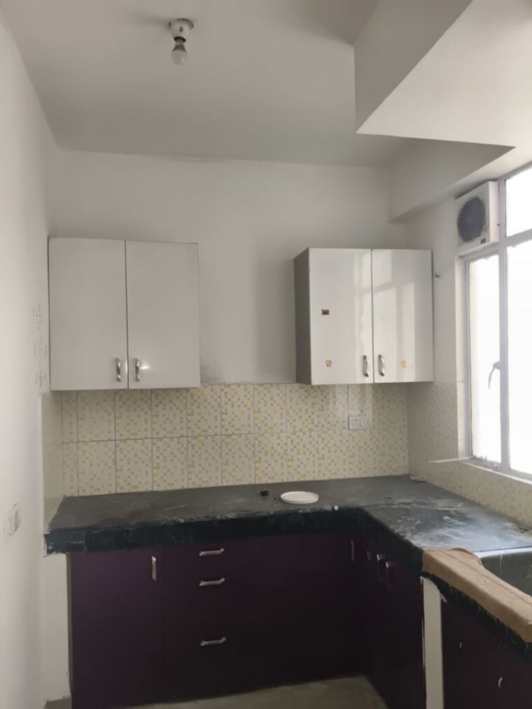 Kitchen, zara-aavaas 2 Bedroom 900 Sq.Ft. Apartment In Sector 104 Gurgaon 10256691