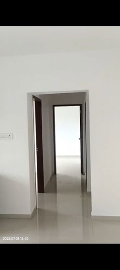 2 BHK Apartment For Rent in SRS You57