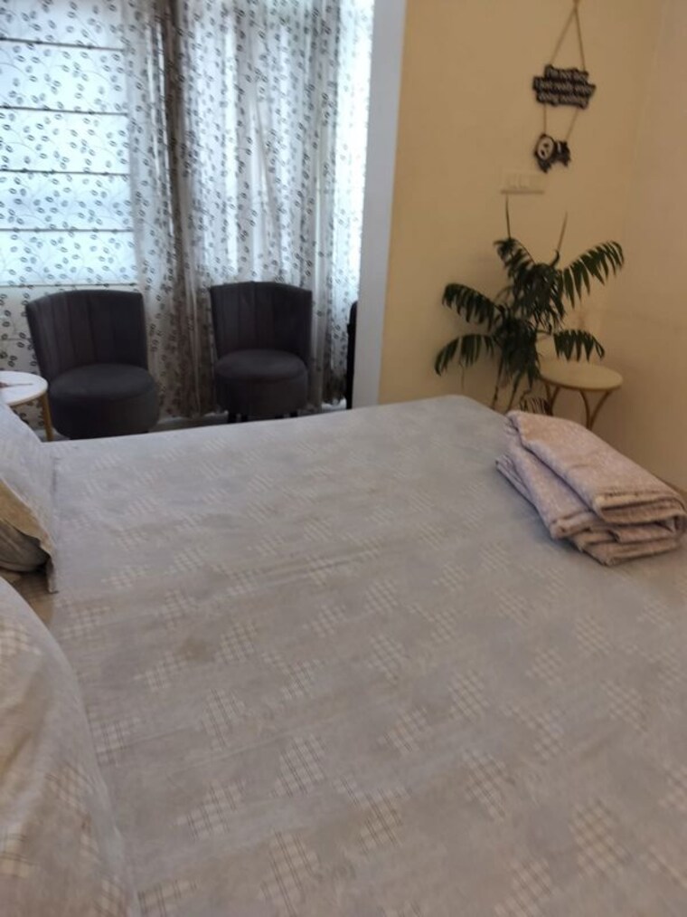 Living Room, sector 6 dwarka 3 Bedroom 2000 Sq.Ft. Apartment In Sector 6 Dwarka Delhi 10256776