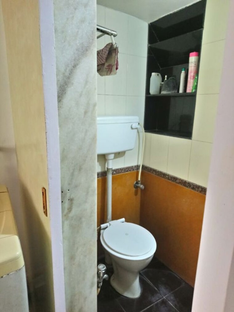 Bathroom, gulmohar-chs-wadala 2 Bedroom 600 Sq.Ft. Apartment In Wadala Mumbai 10256811