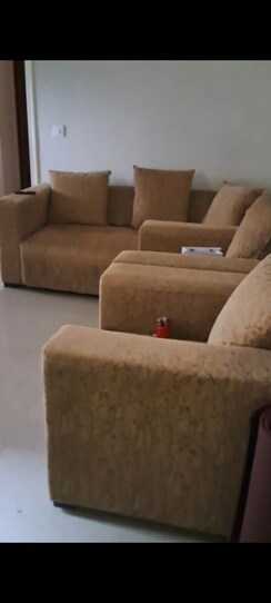 1 BHK Apartment For Rent in Shree Vardhman Green Court