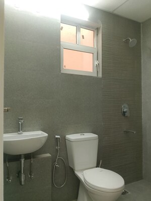 Bathroom in 3 BHK Apartment at Pareena Express Heights, Sector 99 – for Rent