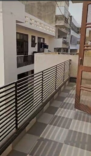 Balcony in 1 BHK Independent House at Sector 9 – for Rent