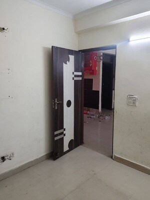 Room in 2 BHK Builder Floor at Mandi – for Sale