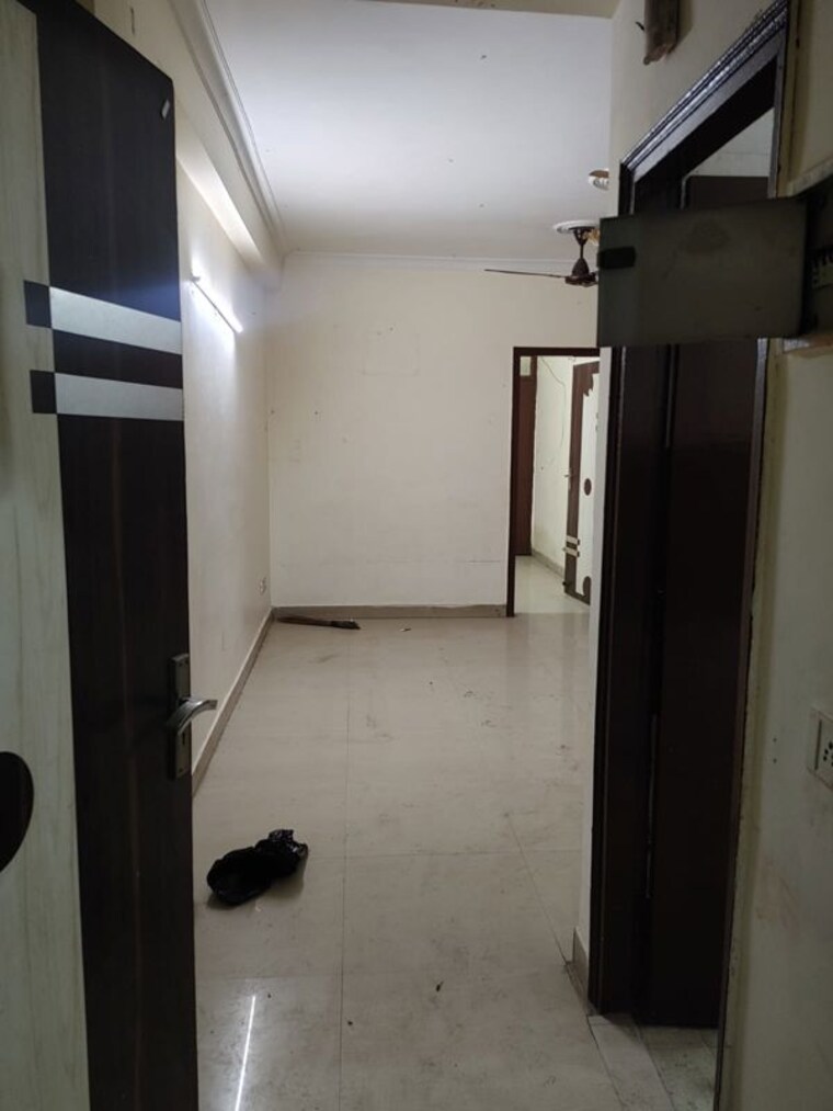 Room, mandi 2 Bedroom 720 Sq.Ft. Builder Floor In Mandi Delhi 10256760