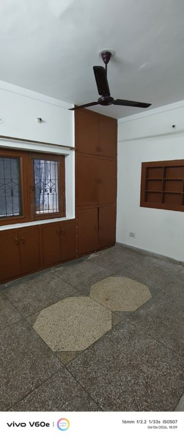 Room, sector 11 2 Bedroom 1275 Sq.Ft. Independent House In Sector 11 Noida 10256873