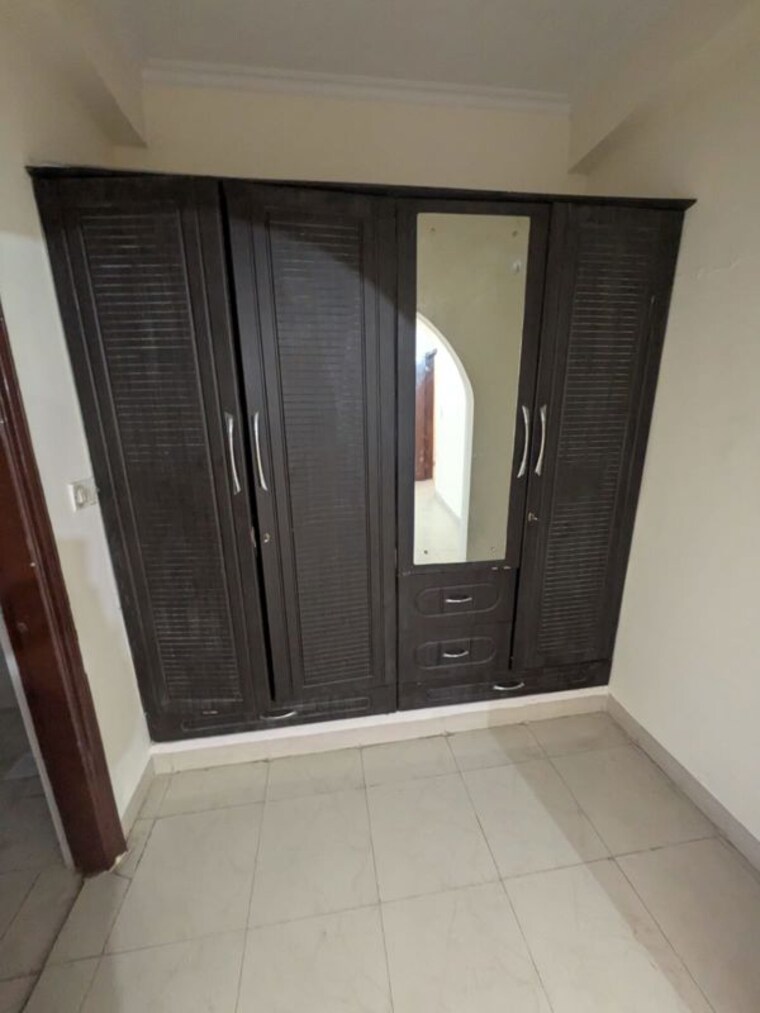 Bathroom, sector 57 2.5 Bedroom 300 Sq.Yd. Independent House In Sector 57 Gurgaon 10256909