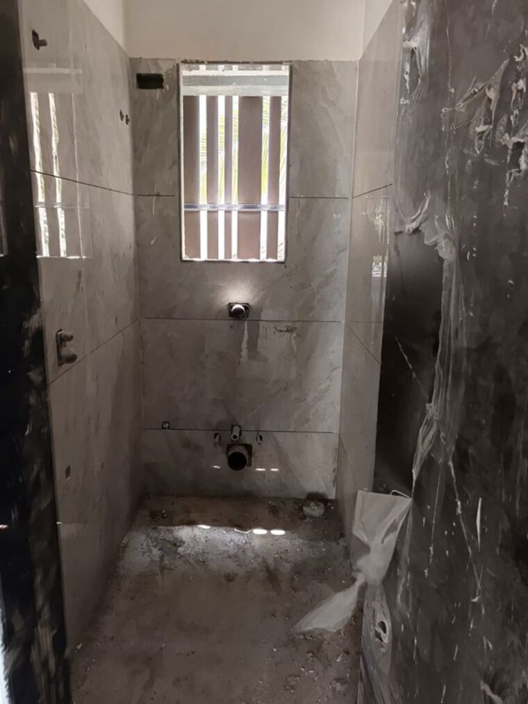 Master Bedroom, hari-niketan 3 Bedroom 876 Sq.Ft. Apartment In Khar West Mumbai 10256993