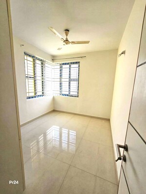 Bedroom in 1 BHK Apartment at Kammanahalli – for Rent