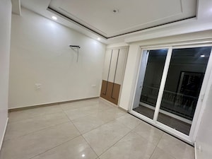 Room in 3 BHK Apartment at Sector 115 – for Sale