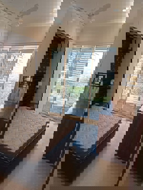 4 BHK + Study Room,Extra Room 1700 Sq.Ft. Apartment in Godrej The Trees