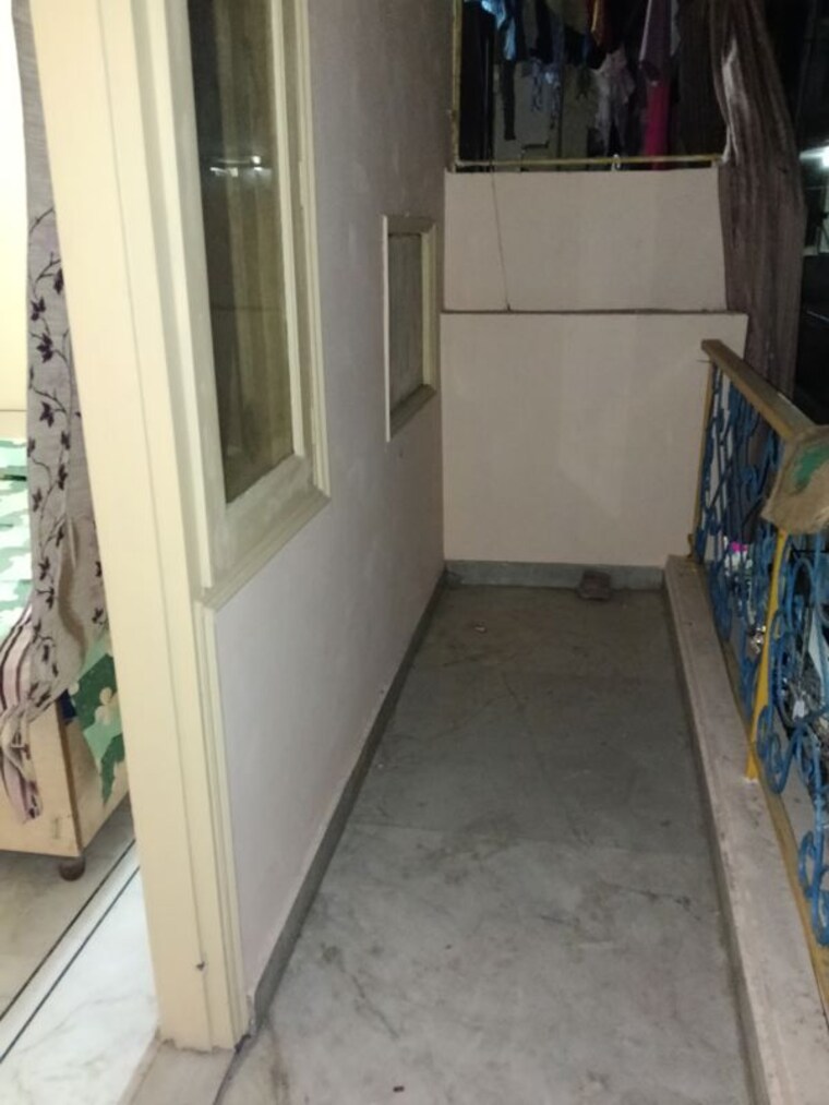 Balcony, panchsheel vihar 1.5 Bedroom 50 Sq.Yd. Apartment In Panchsheel Vihar Delhi 10257075