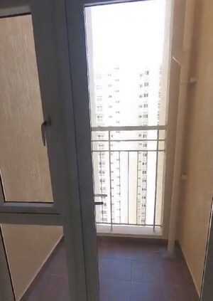 Bathroom in 2 BHK Apartment at Prestige Finsbury Park Regent, Bagaluru – for Rent