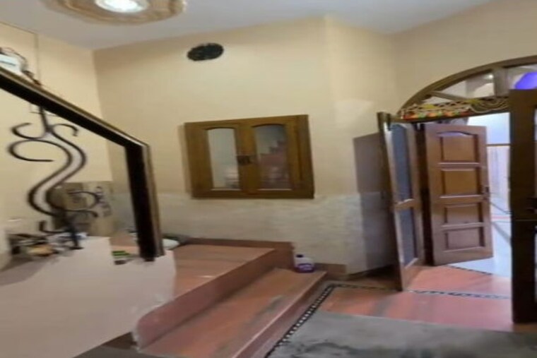 Living Room, jyoti park 2 Bedroom 106 Sq.Yd. Independent House In Jyoti Park Gurgaon 10257053