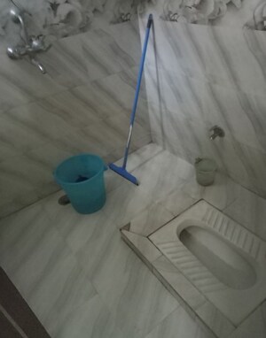 Bathroom in 2 BHK Independent House at Aliganj – for Rent