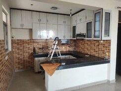 2 BHK Apartment For Rent in Piyush Heights