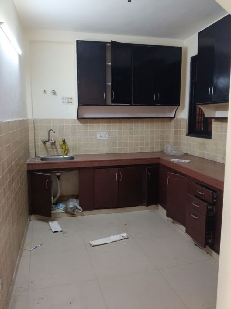Kitchen, malviya nagar 3.5 Bedroom 120 Sq.Yd. Builder Floor In Malviya Nagar Delhi 10257148