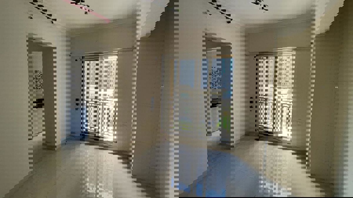 1 BHK + Servant Room 900 Sq.Ft. Apartment in Raunak Bliss B2