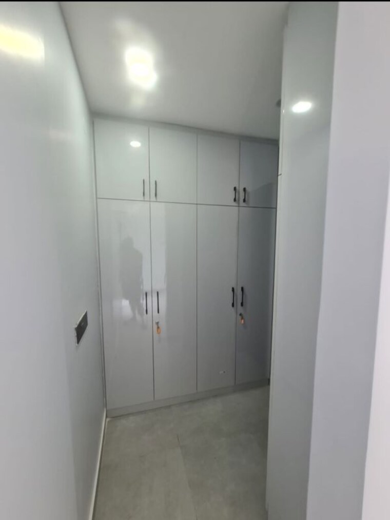 Bathroom, raheja-vedaanta 3 Bedroom 1833 Sq.Ft. Apartment In Sector 108 Gurgaon 10257165