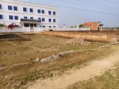 Plot For Sale in Jankipuram Extension