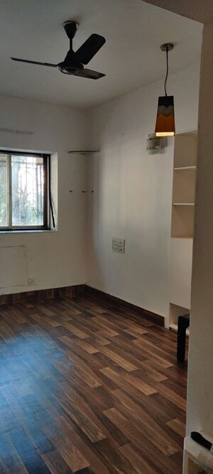 Room in 2 BHK Apartment at Aakash Ashish, Oshiwara – for Rent