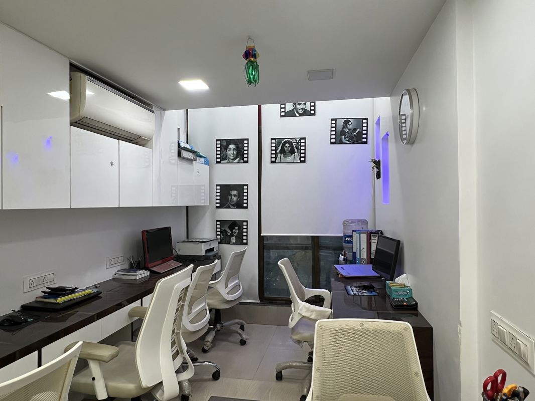 Office Space For Rent in Neo Corporate Plaza