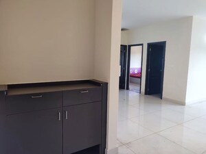 Room in 3 BHK Apartment at Shriram Blue, Kr Puram – for Rent