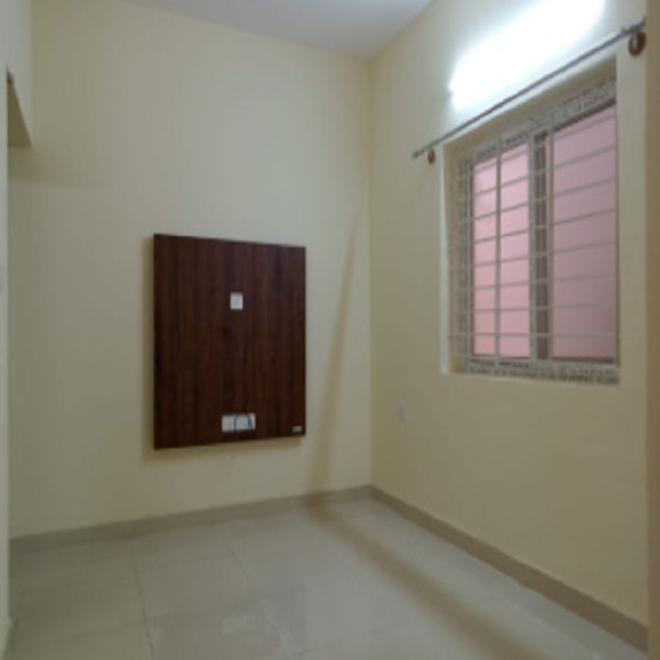 2 BHK + Extra Room Apartment For Rent in Chingrighata