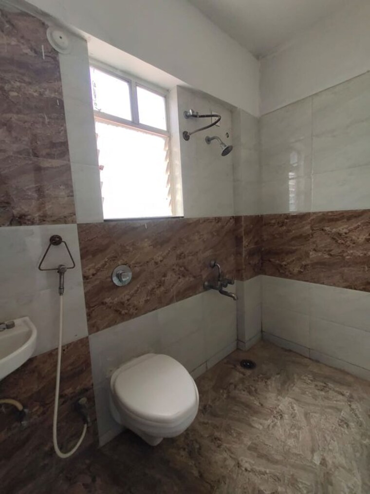 Bathroom, porwal-parklane-premier 2 Bedroom 1045 Sq.Ft. Apartment In Wagholi Pune 10256926