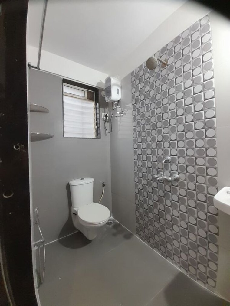 Bathroom, ulwe sector 17 2 Bedroom 1000 Sq.Ft. Apartment In Ulwe Sector 17 Navi Mumbai 10257204