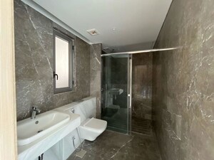 Bathroom in 4 BHK Apartment at Rustomjee Crown, Prabhadevi – for Sale
