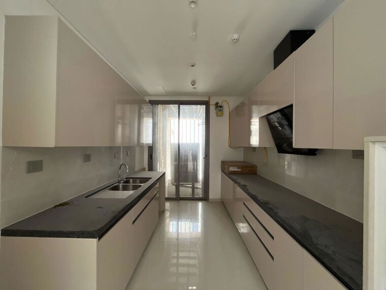 Kitchen, rustomjee-crown 4 Bedroom 2170 Sq.Ft. Apartment In Prabhadevi Mumbai 10257221
