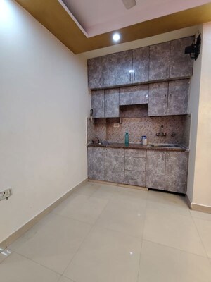 Furnished Amenities in 1 BHK Builder Floor at Govindpuri – for Rent