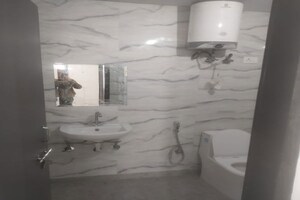 Bathroom in 6+ BHK Independent House at Patel Nagar – for Sale