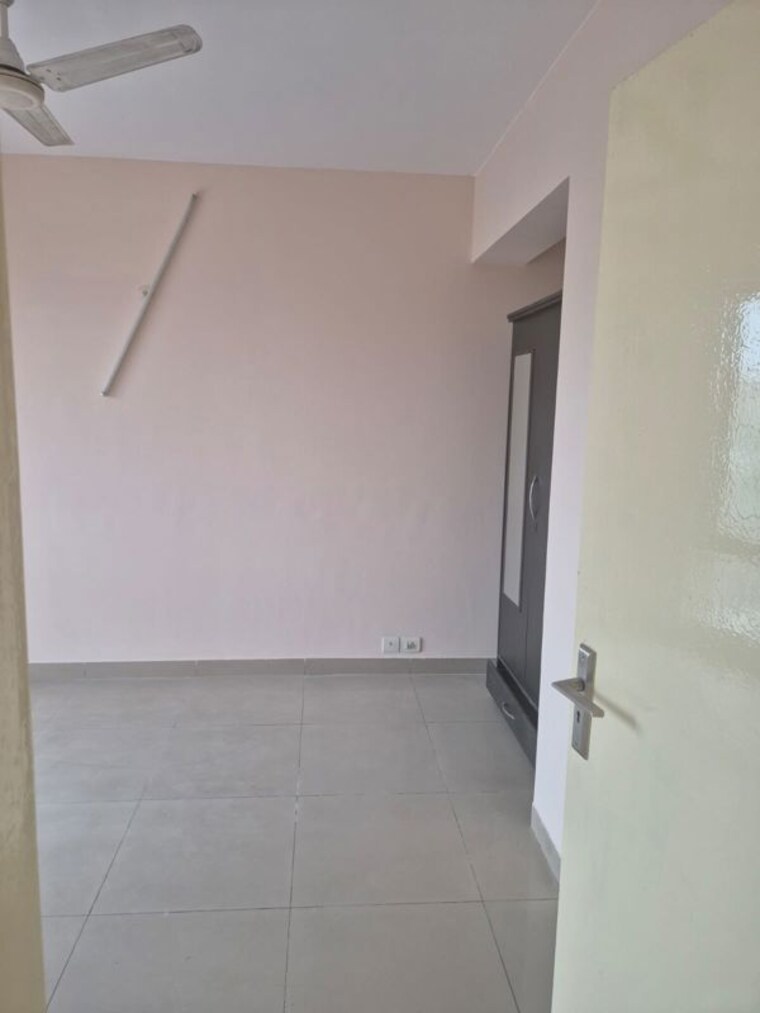 Bathroom, mahindra-aura 2 Bedroom 990 Sq.Ft. Apartment In Sector 110a Gurgaon 10257249