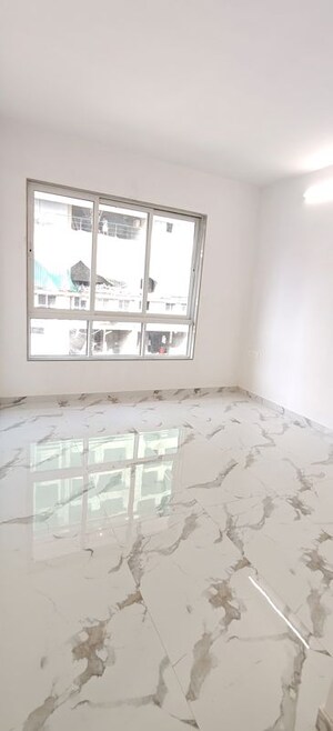 Room in 2 BHK Apartment at Dotom Isle, Malad West – for Sale