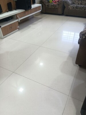 Furnished Amenities in 2 BHK Apartment at Dharmavat Sunder Garden, Anand Nagar – for Rent