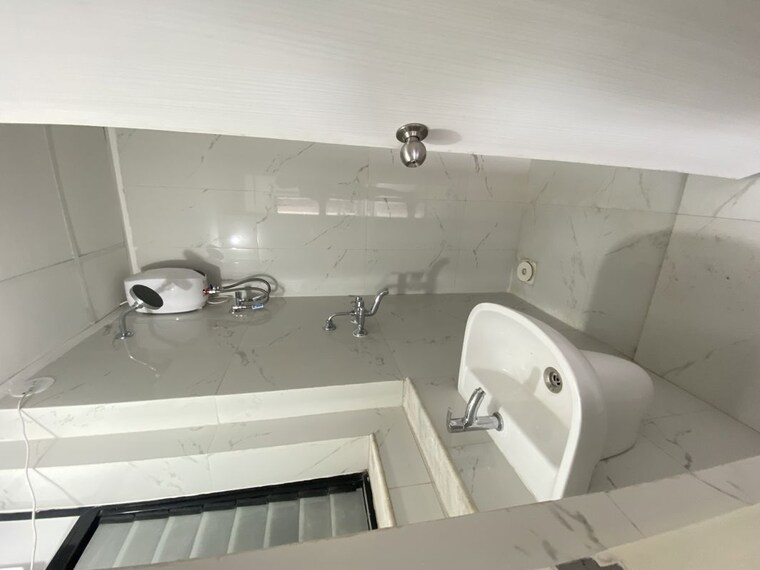 Bathroom, runwal-gardens-phase-3 1 Bedroom 349 Sq.Ft. Apartment In Dombivli East Thane 10257287