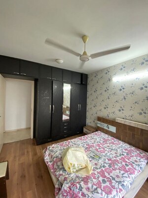 Bedroom in 3.5 BHK Apartment at Hiranandani Meadows, Manpada – for Rent