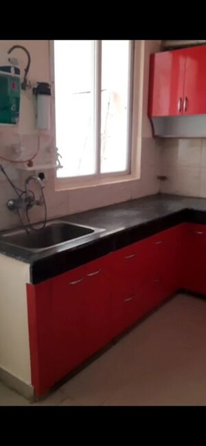 Kitchen in 2.5 BHK Apartment at Ajnara Le Garden Phase II, Sector 16b Greater Noida – for Rent