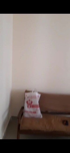 Furnished Amenities in 2.5 BHK Apartment at Ajnara Le Garden Phase II, Sector 16b Greater Noida – for Rent