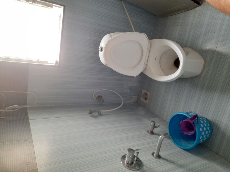 Bathroom, g-k-roseland-residency 3 Bedroom 1440 Sq.Ft. Apartment In Pimple Saudagar Pune 10257318